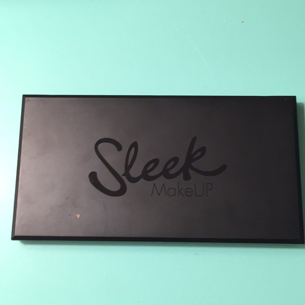 Sleek E10 Palette